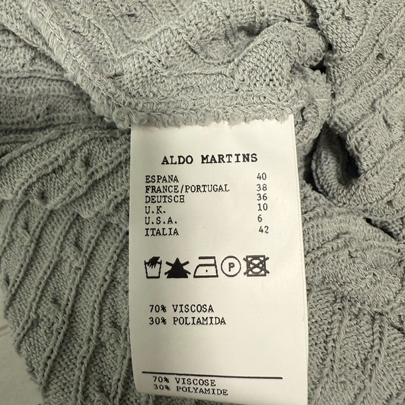 Aldo Martins Textured Knit Top in Soft Gray and Cream Size 6 - Picture 3 of 10